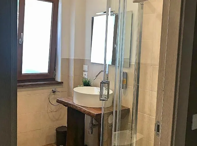 فندق مبيت وإفطار Perla Della Sila لوريكا